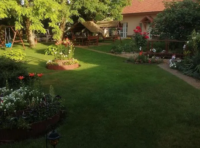 Piroska Vendeghaz Gasthof Kaba