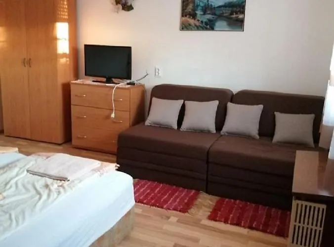 Piroska Vendeghaz 3* Kaba