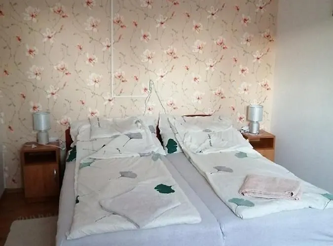 Piroska Vendeghaz Gasthof Kaba